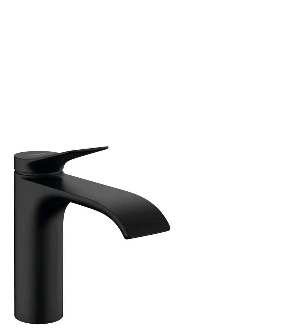 Ein schwarzer Waschtischmischer mit einem flachen Auslauf und einem Hebel, hergestellt von Hansgrohe. Der Mischer hat eine Zugstangen-Ablaufgarnitur.